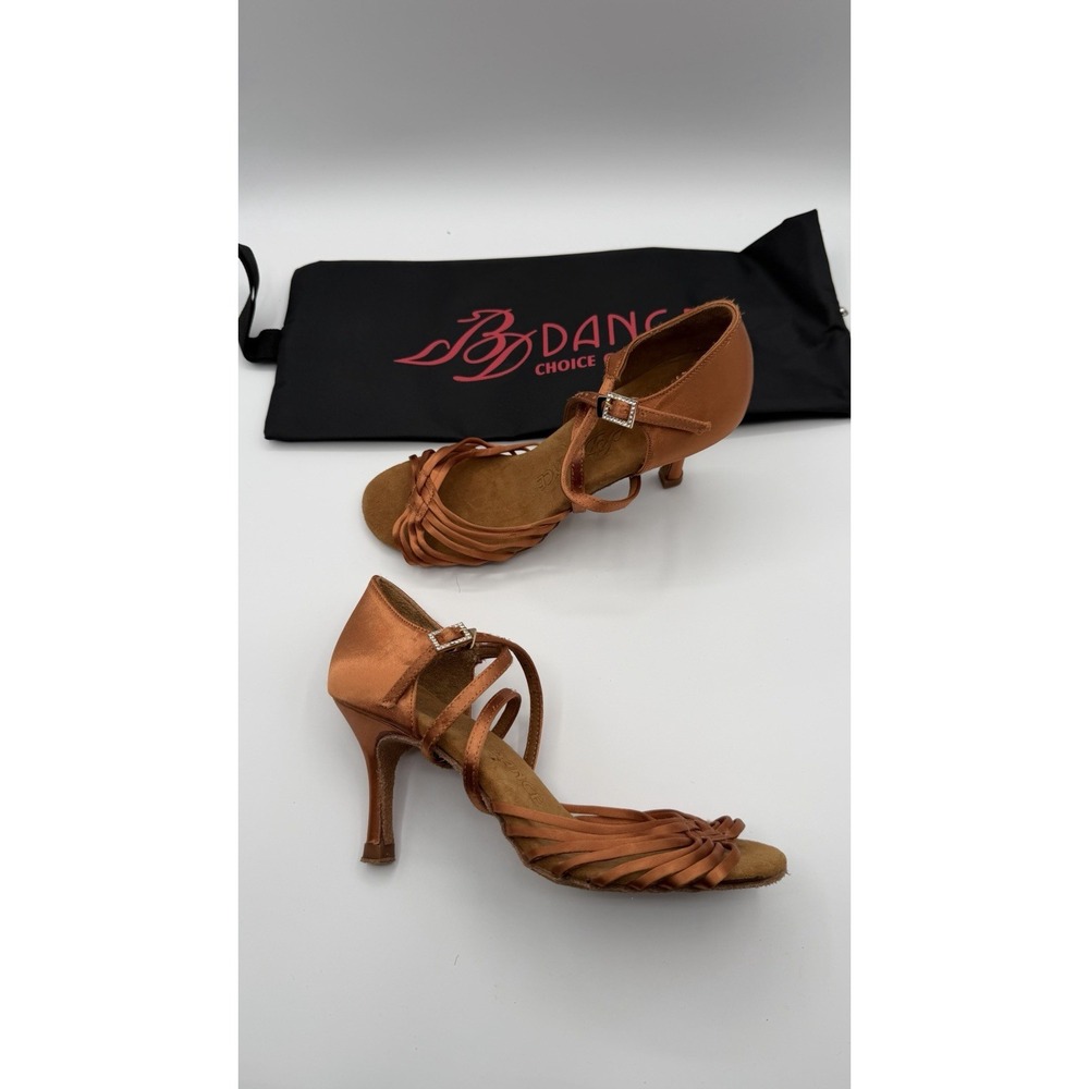 New With Box BD Dance Women's Latin Rhythm Dance Shoes US Size 7.5 3" Heel